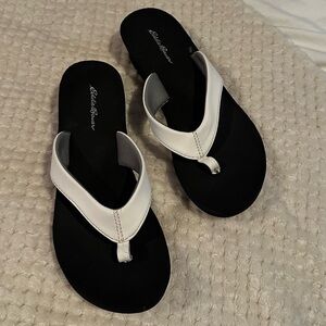 Eddie Bauer Women's Black and White Flip-Flop Sandals